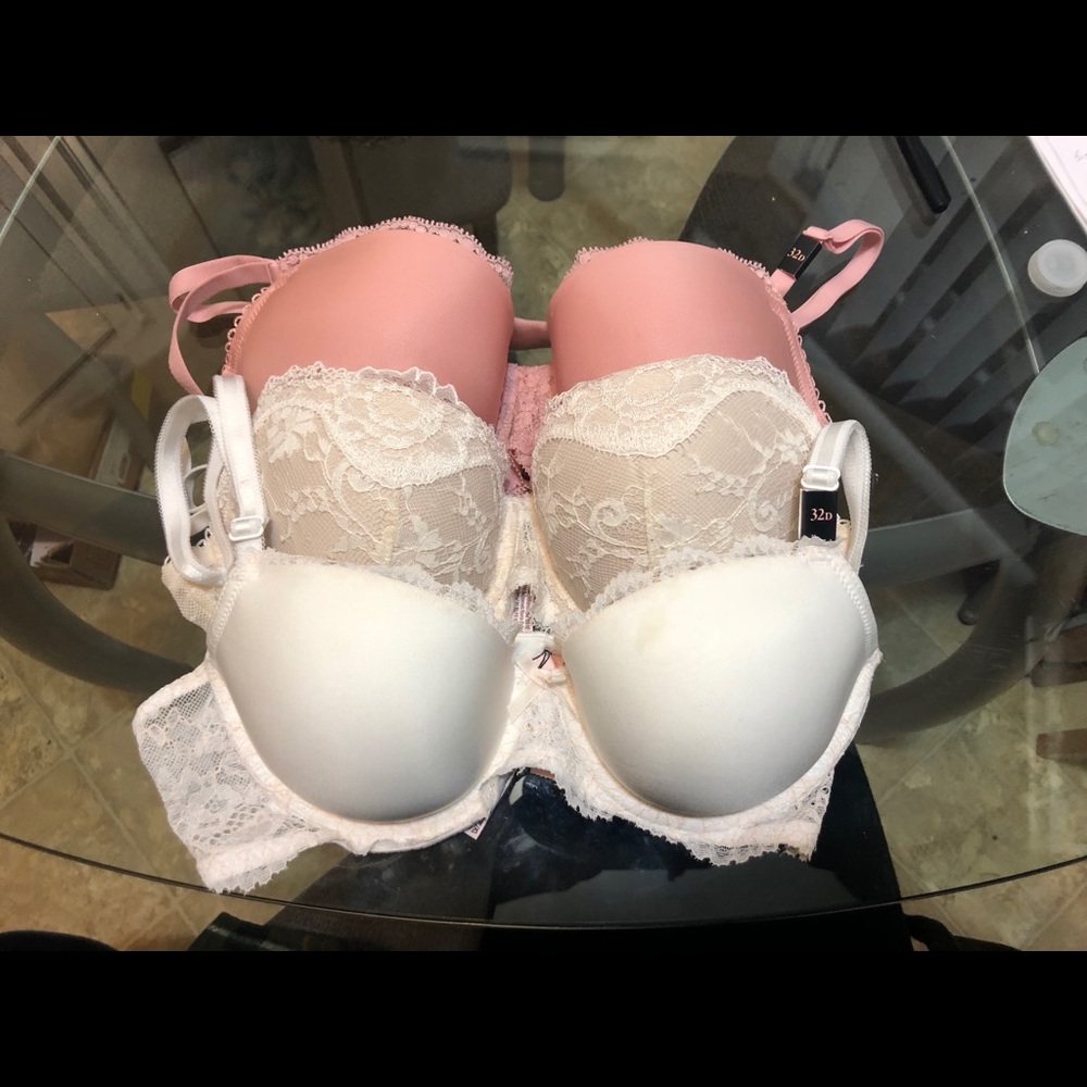 BUY TWO GET ONE FREE. CHRISTMAS SPECIAL 🛍🎁